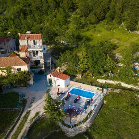 בית נופש House Tonci *