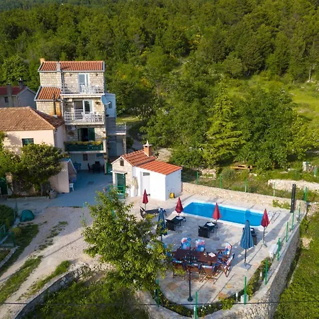 Tonci - Comfortable & Surrounded By Nature * Tučepi