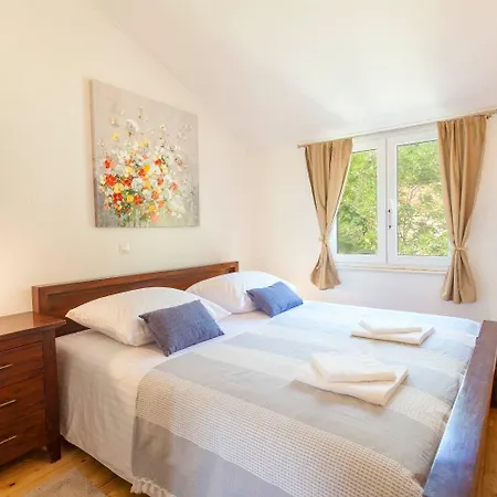 House Tonci Vikendica